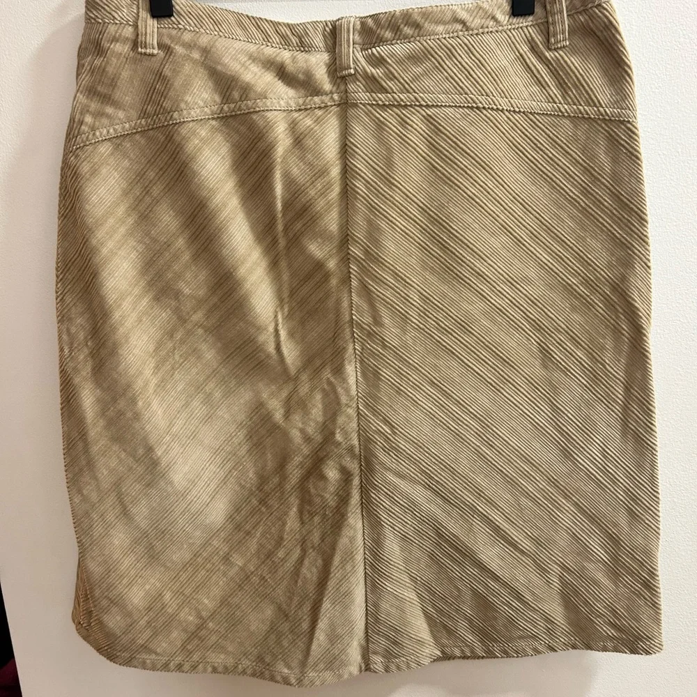 Tommy‎ Hilfiger Womens Tan Corduroy Skirt Size 8 Pockets Length at Knee